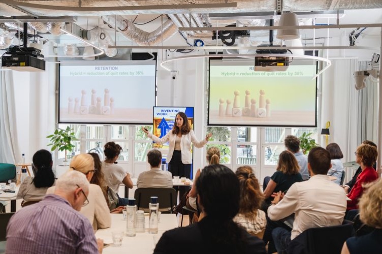 Photo of Pr Emanuelle Leon presenting during the event
