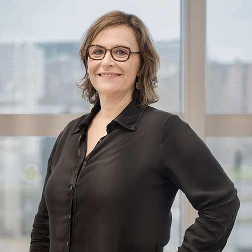 Valentina Carbone - Professor
- ESCP Valentina Carbone - Professor
- ESCP
