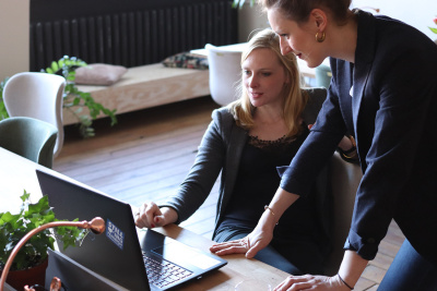Top Management and Millennials: Towards an inspiring and caring leadership